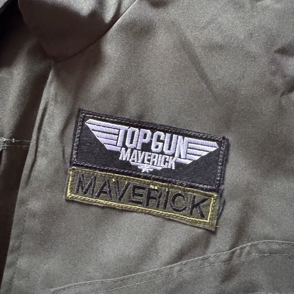 Top gun Halloween costume with hat - Picture 3 of 9